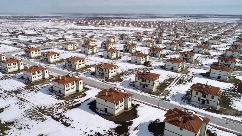 Konya’da köylüler, sıfır evlerini depremzedelere açtı
